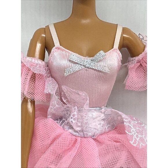 Barbie Ballet Recital Barbie & Kelly African American Gift Set 1997 Mattel 21388 - Picture 3 of 16
